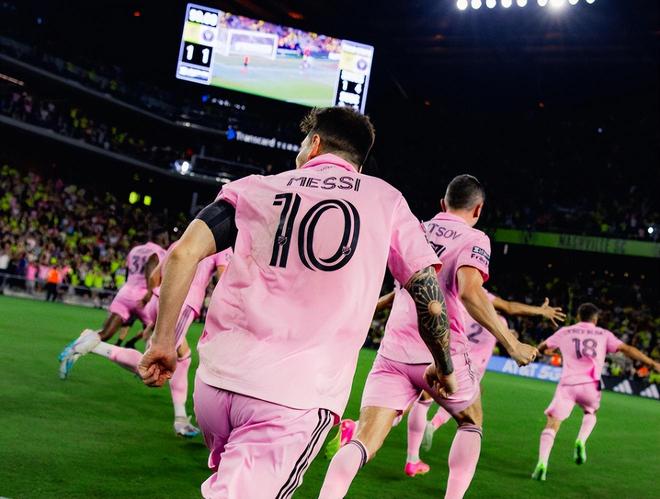 九游-包含梅西迎来五赛季出色发挥，阿森纳观众热烈欢呼！的词条