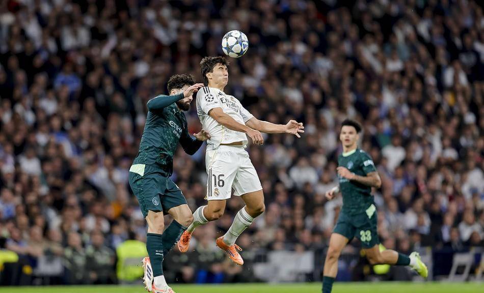 九游-姆巴佩在中国队比赛中惊险取胜，赛况扑朔迷离引发热议！的简单介绍